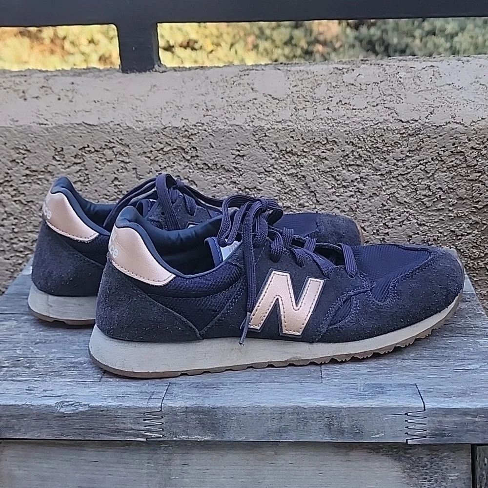 New Balance 520 Sneakers Navy Size 8